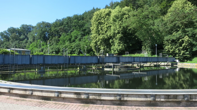 Becken in Kläranlage Kaiserslautern