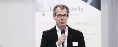 Peter Götting bei einem Vortrag