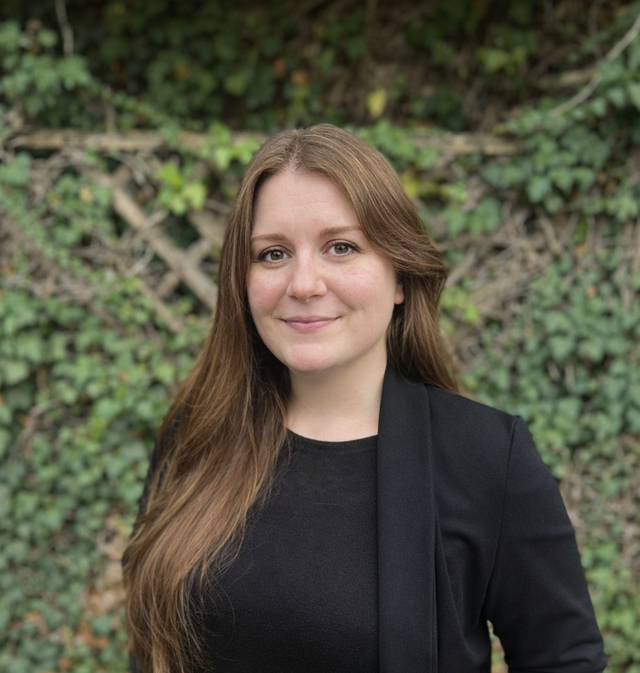 Adrienne Gäb