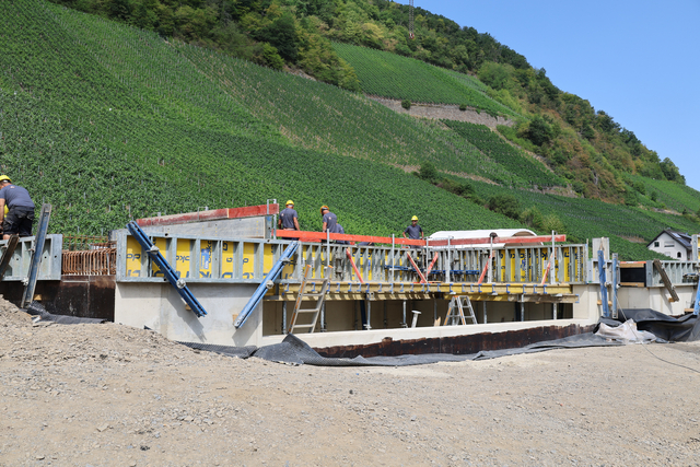Baustelle des Heizkraftwerks in Dernau