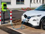 E-Auto beim Normalladen an der AC-Wallbox