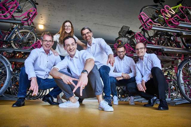 Gruppenbild des Team Lotsenstelle für alternative Antriebe