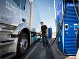 Aral eröffnet erste Ladestation für elektrische Lkw in Rheinland-Pfalz