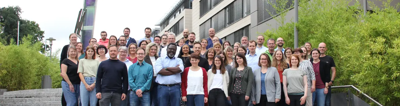 Gruppenbild der Mitarbeiter*innen der Energieagentur Rheinland-Pfalz